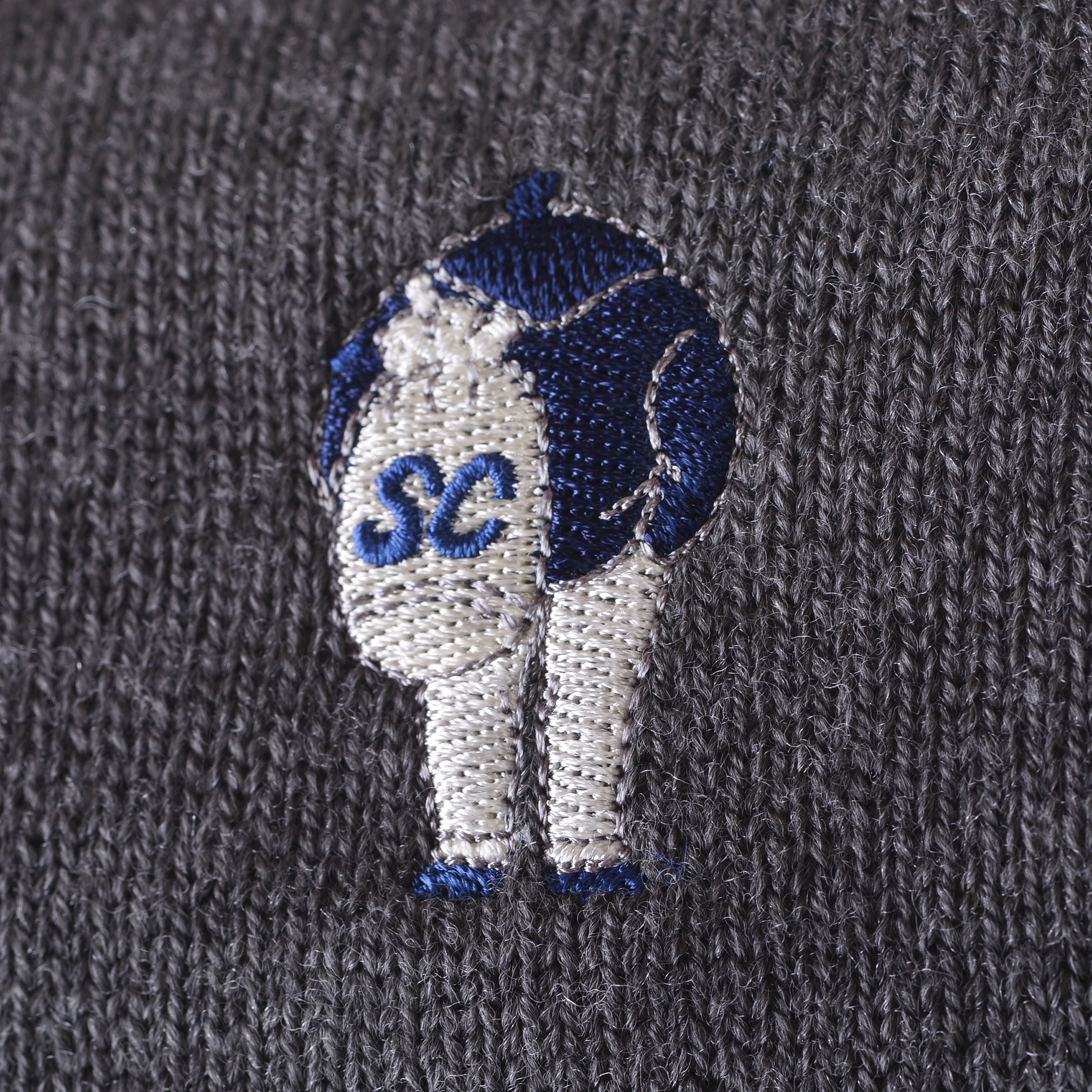 Zip-up sweater 25222020