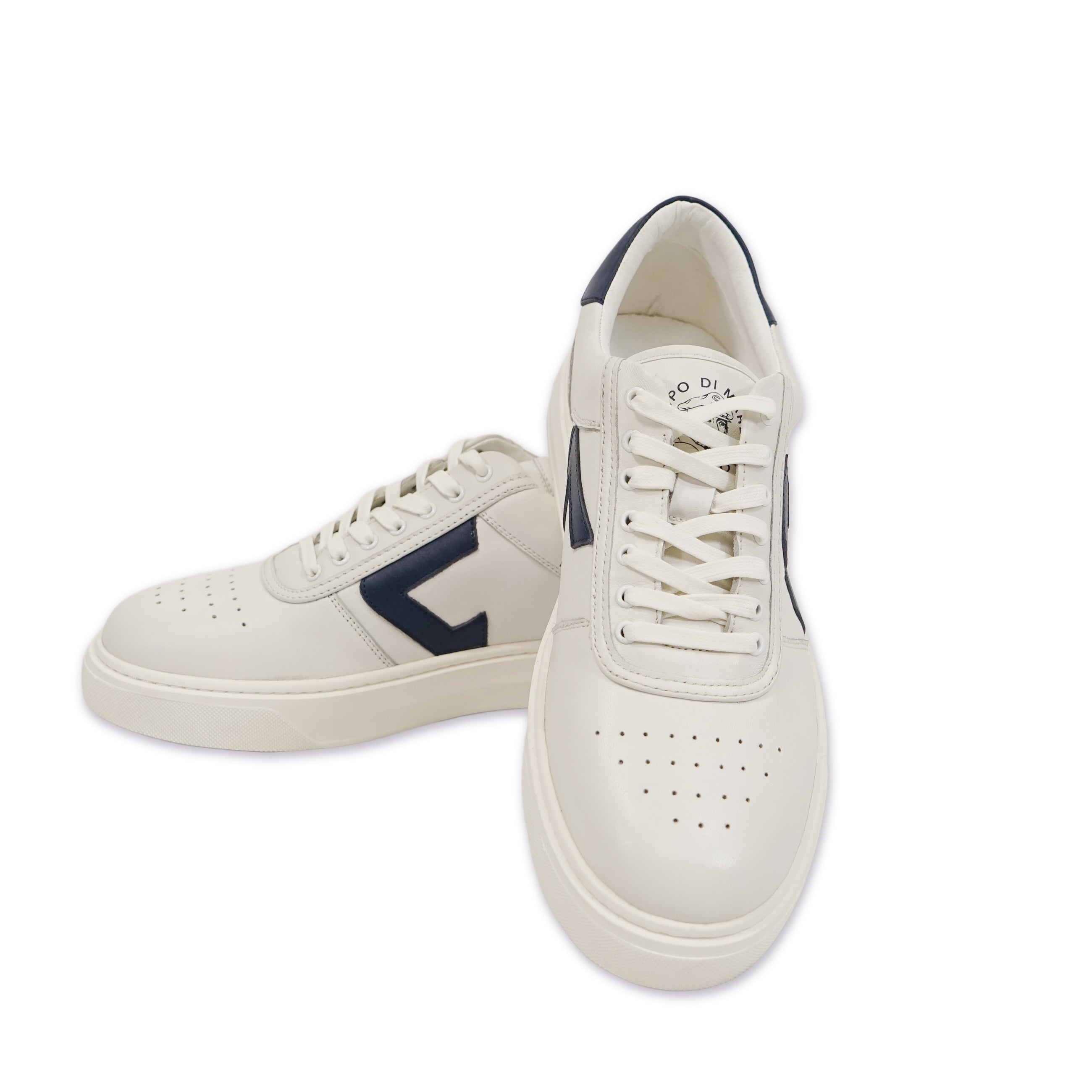 スニーカー 26176400