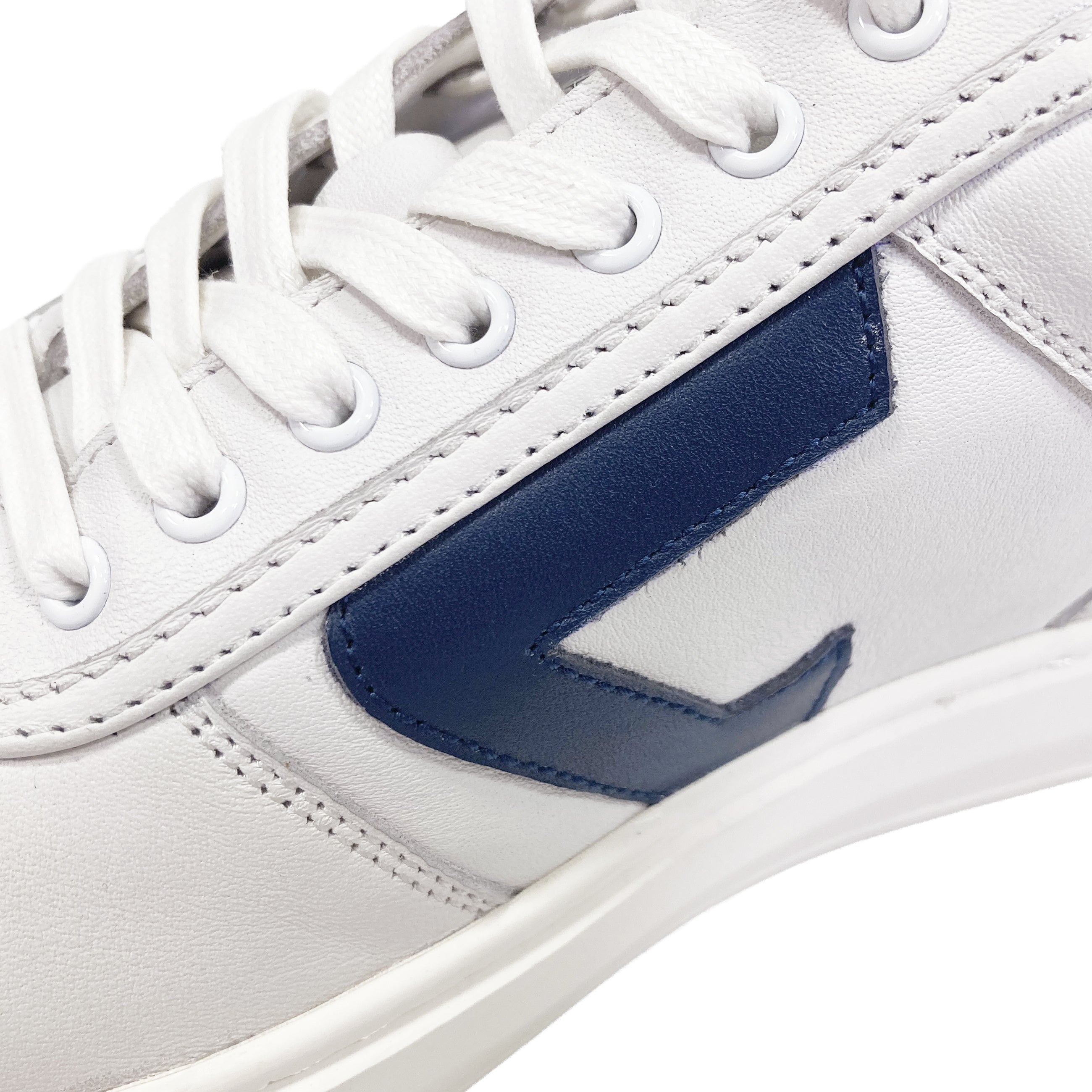 スニーカー 26176400