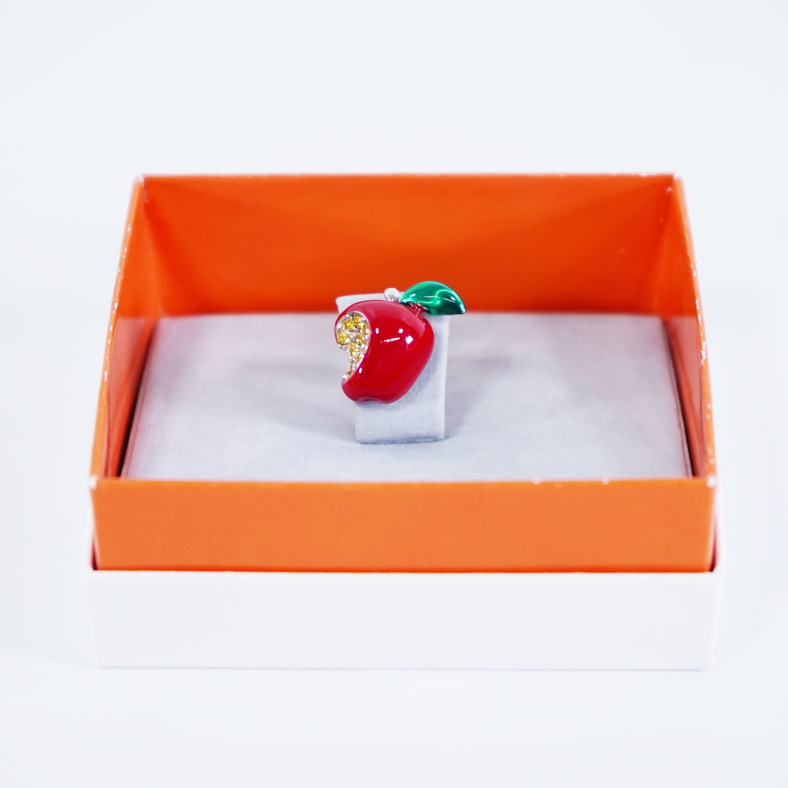 ラペルピン リンゴ 57001660