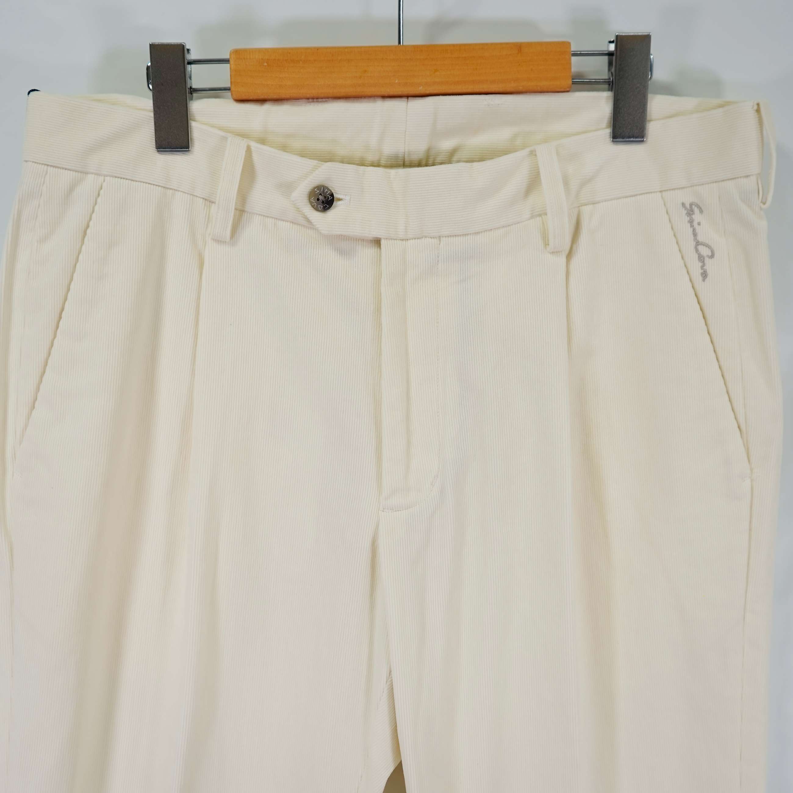 [Outlet] One-tuck pants 19235010