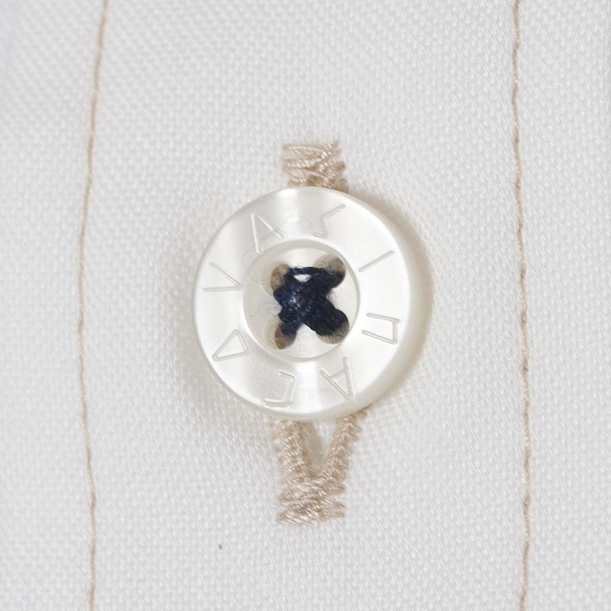 Long sleeve button down shirt 21214010